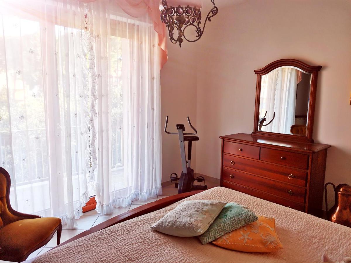 Il Tulipano Leilighet San Bartolomeo Al Mare Eksteriør bilde